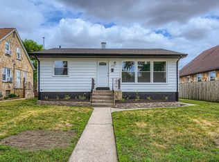 18353 Chicago Ave, Lansing, IL 60438