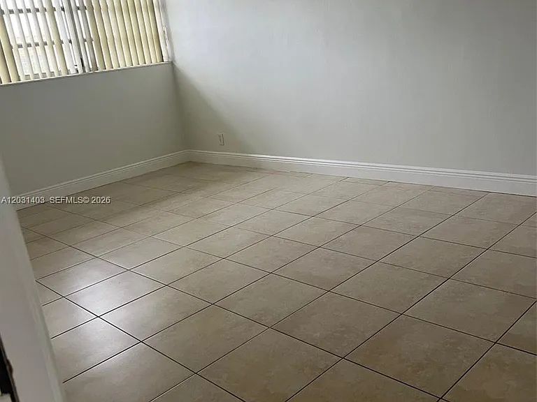 16801 NE 14th Ave #310 — Photo 7