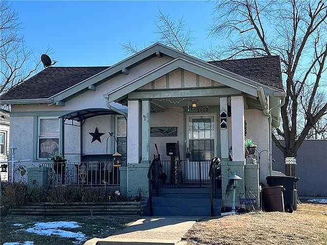 1st image of 2422 Messanie St