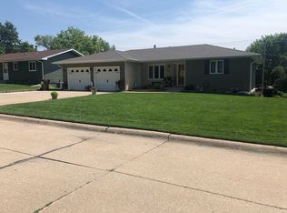 310 Elm St, Syracuse, NE 68446