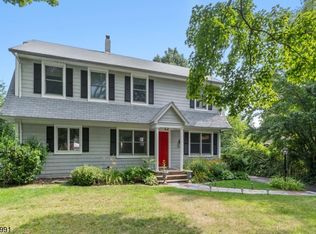 15 Alexander Ave, Montclair, NJ 07043