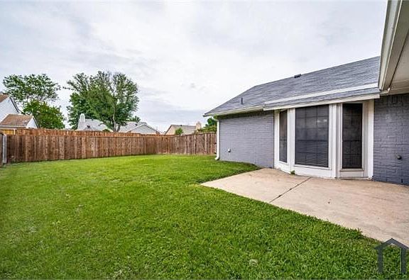 4th image of 1312 Creekwood Ct