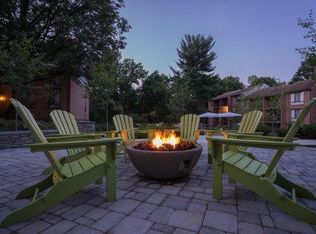 11621 Charter Oak Ct APT 201, Reston, VA 20190