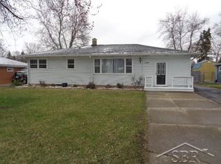 2135 Plainview Dr, Saginaw, MI 48603