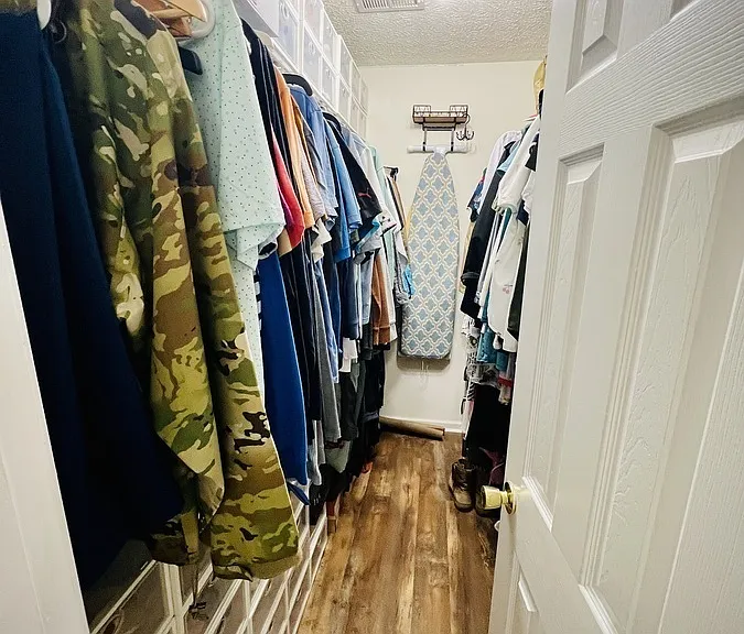 5796 Hillside Dr — Photo 11