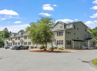 11 Steeple Chase Dr #11, Hampstead, NH 03841