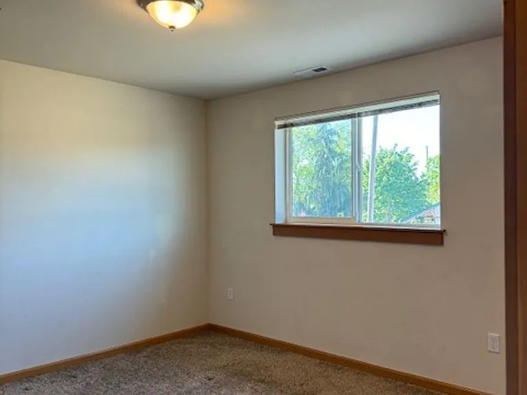 530 Harrison St — Photo 11