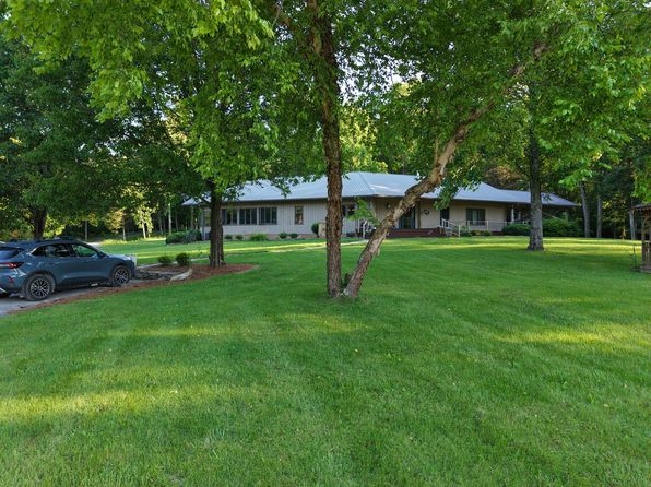 9 Millersburg Rd