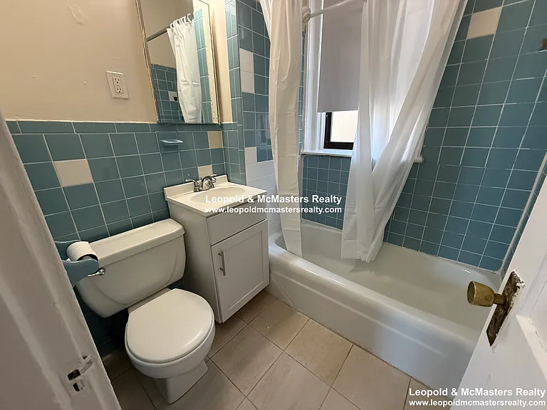 1124 Commonwealth Ave — Photo 81