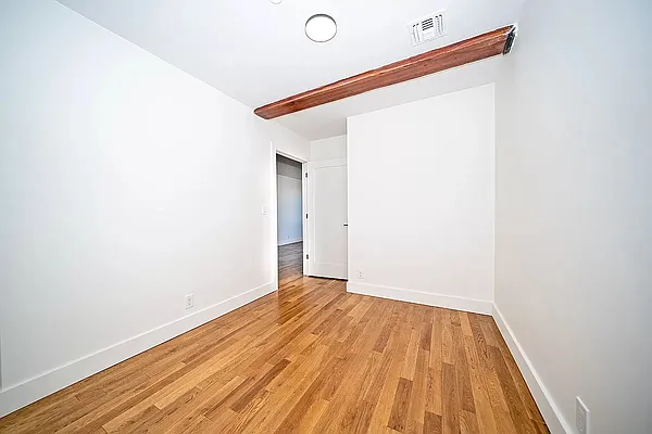 Rented by Level Group | media 21