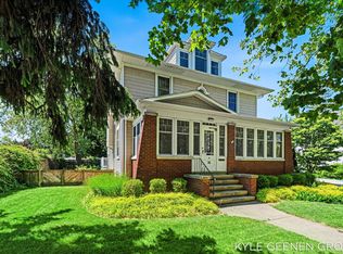 14 E 24th St, Holland, MI 49423