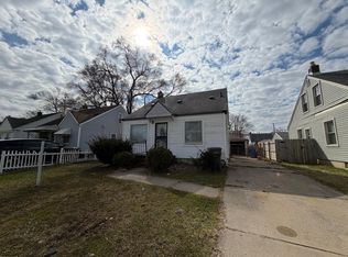 26741 Carlysle St, Inkster, MI 48141