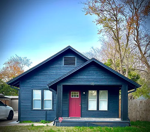 115 W Himes St Photo 1