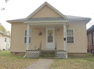 909 Madison St, Streator, IL 61364