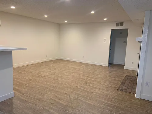11045 Fruitland Dr #103 Photo 1