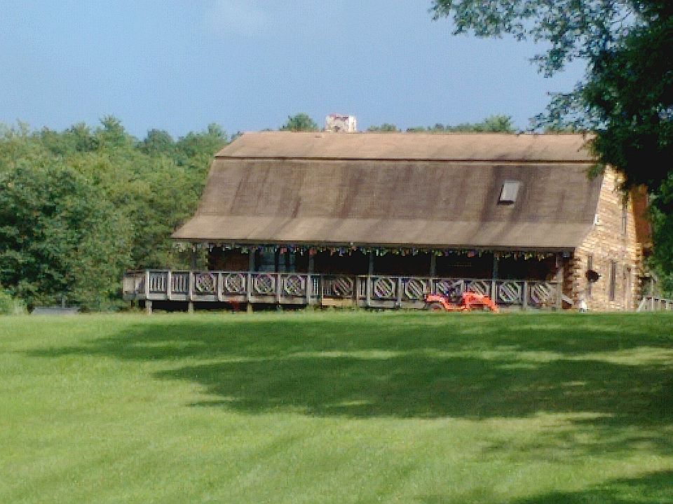 2nd image of 75 W Eaglewood Ln