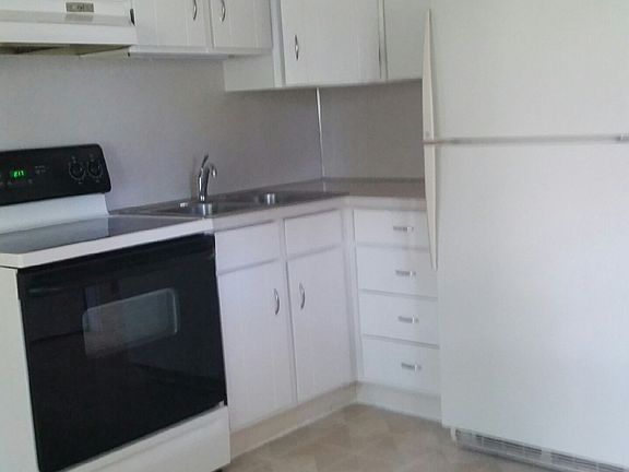 2nd image of 310 Manor Avenue # Fl 1ST