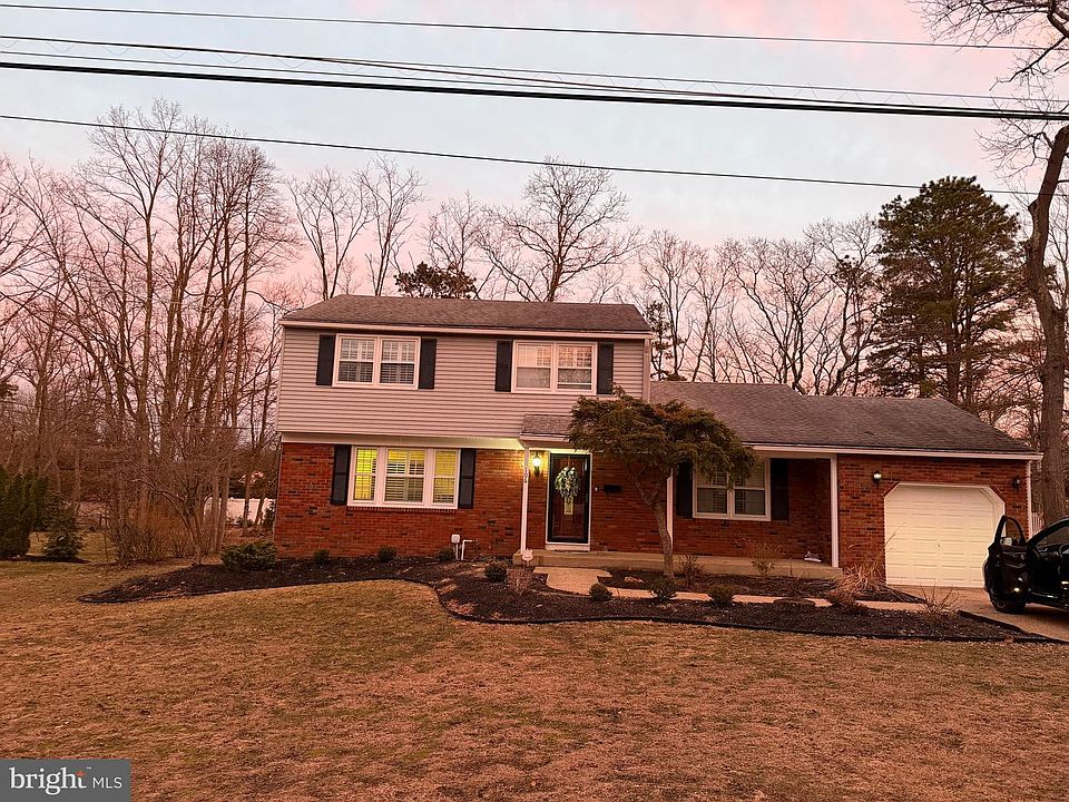 1st image of 106 Cornell Dr
