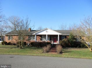 18392 Linden Ln, Lewes, DE 19958