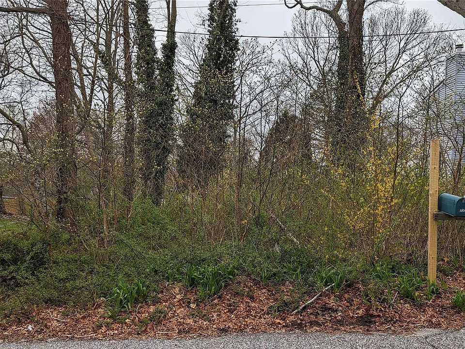 1st image of 76 Mitchell Drive