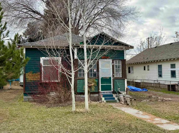 1818 Overland Ave, Burley, ID 83318