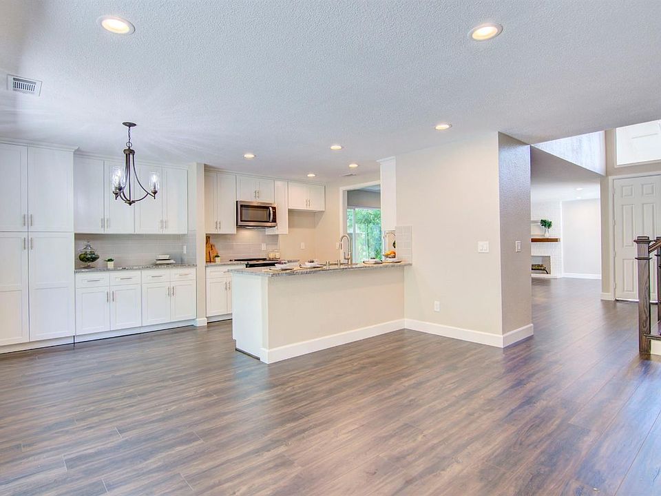 1st image of 5371 Terrace Oak Cir