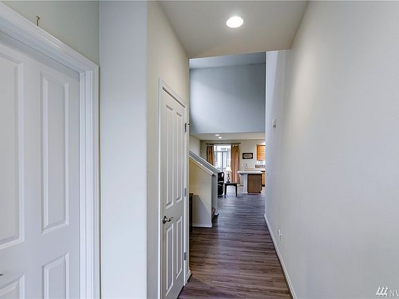 3rd image of 5218 56th Ave SE