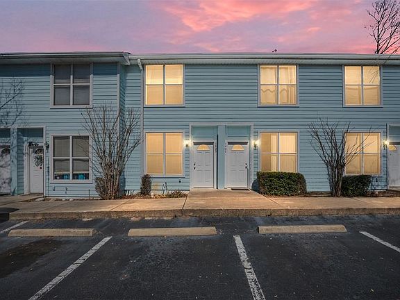 2nd image of 3910 SW 20th Ave APT 1403