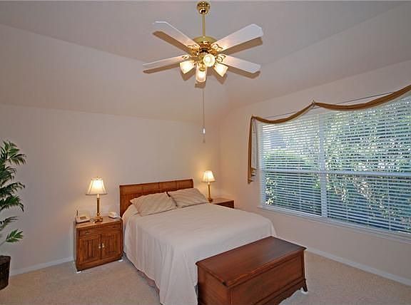 2nd image of 15 Currymead Pl