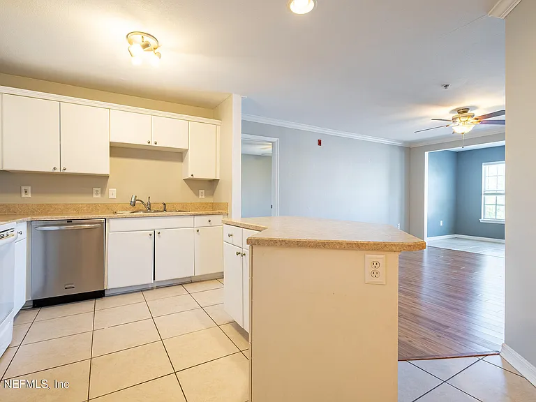 3591 Kernan Blvd #226 — Photo 8