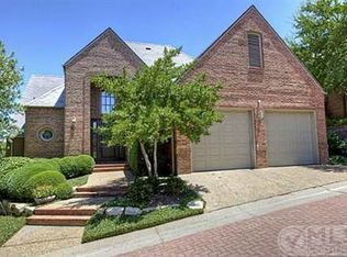 4930 Westbriar Dr, Fort Worth, TX 76109