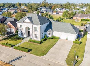 112 Menard Pl, Thibodaux, LA 70301