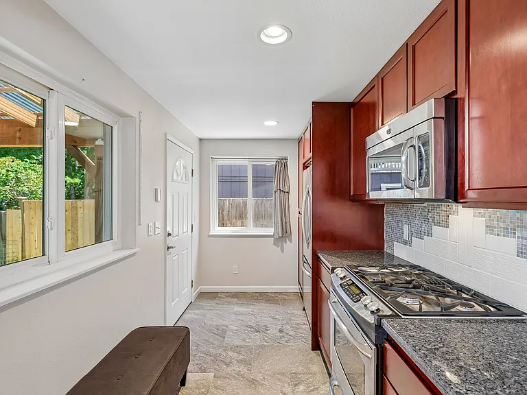 5611 145th St SW — Photo 14