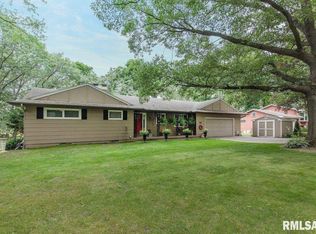 113 Hillcrest Dr, Geneseo, IL 61254