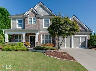 7446 Fireside Ln, Flowery Branch, GA 30542