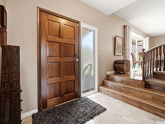 2nd image of 27 Cowie ROAD