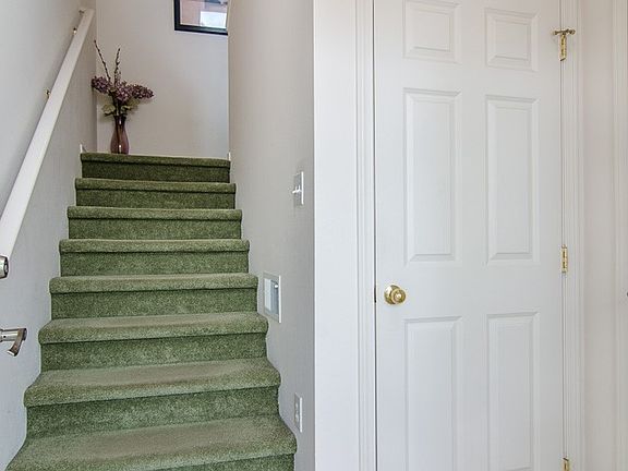 5th image of 7208 Centerville Ct Unit 103