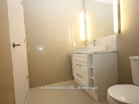 2nd image of 21 Clairtrell Rd #407