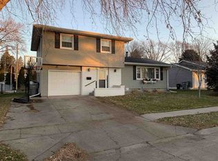 2204 Sunset Ave, Norfolk, NE 68701