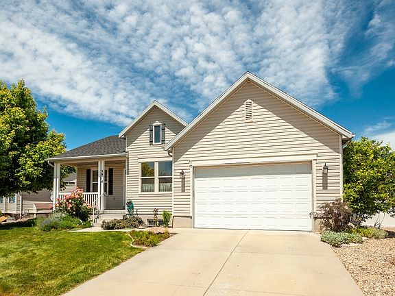 4th image of 5914 Genoa Ln