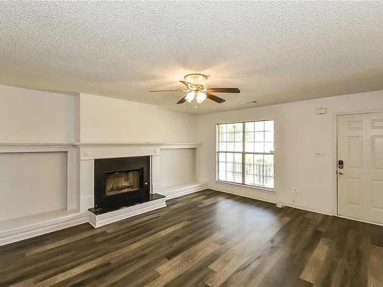 8141 Hynds Springs Ln — Photo 16