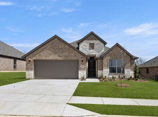 437 Elyse Rd, Keene, TX 76059