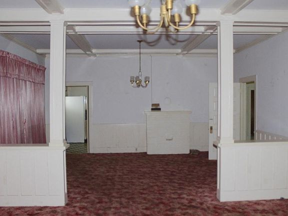 5th image of 137 E Orange Ave