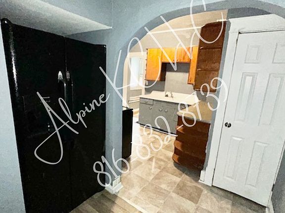 4th image of 425 Cypress Ave