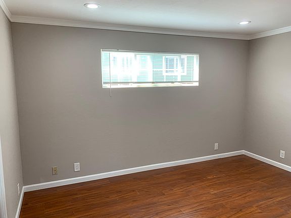 4th image of 2449 Rossotto Dr