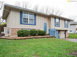 2809 SE 6th St, Blue Springs, MO 64014