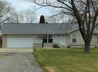 4940 County Line Rd, Lenox, MI 48048