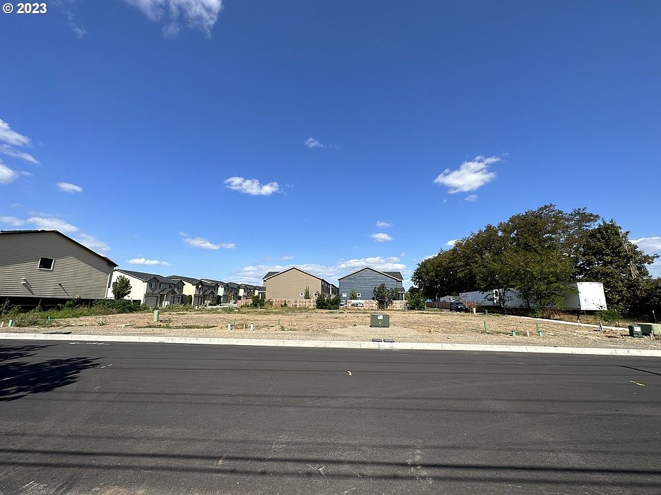 1st image of 12603 NE 114th St #5