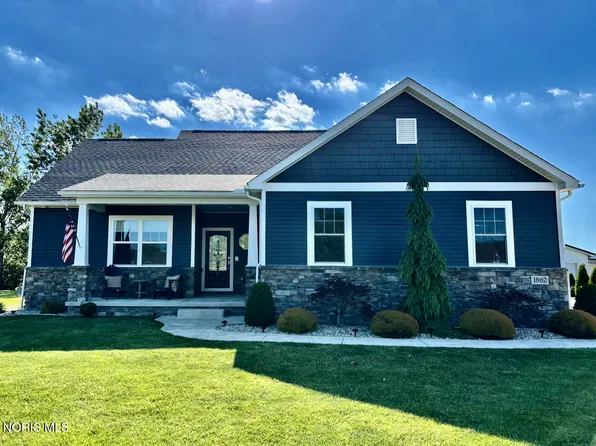 1862 S Marblewood Dr, Marblehead, OH 43440