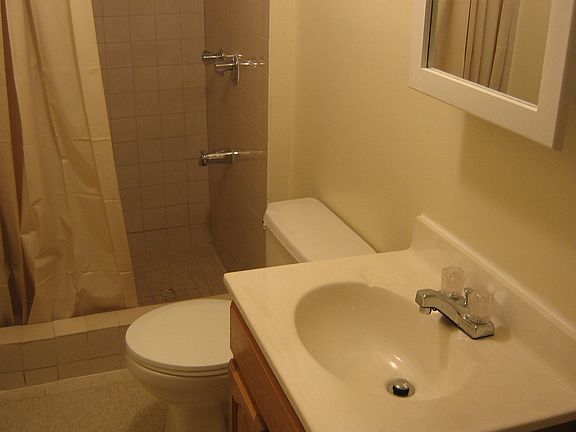 1st fl Bathroom